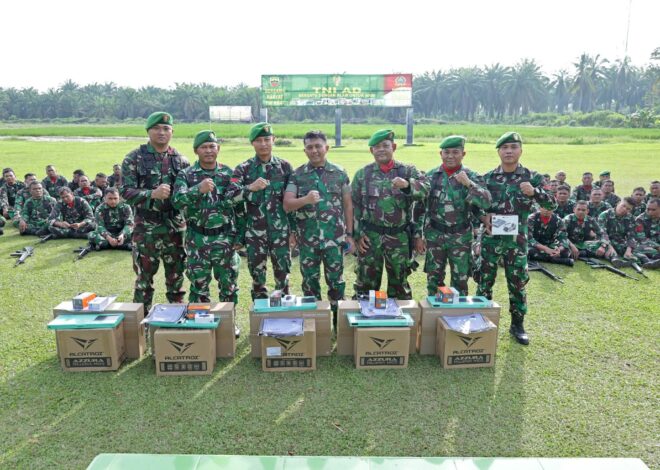 Dandim 0208/Asahan Serahkan 5 Unit PC Untuk Tingkatkan Kinerja Administrasi Staf