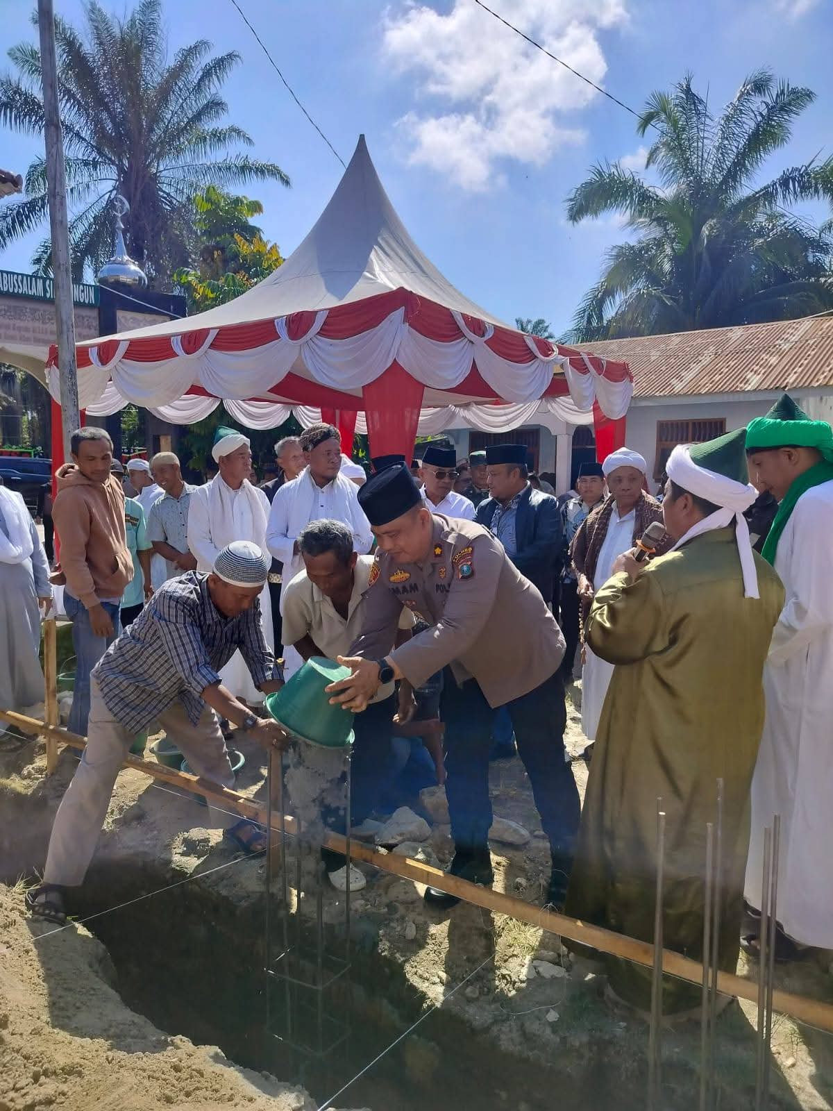 Wakapolres Simalungun Hadiri Groundbreaking Rumah Tahfiz Quran Haji Sugiat Santoso
