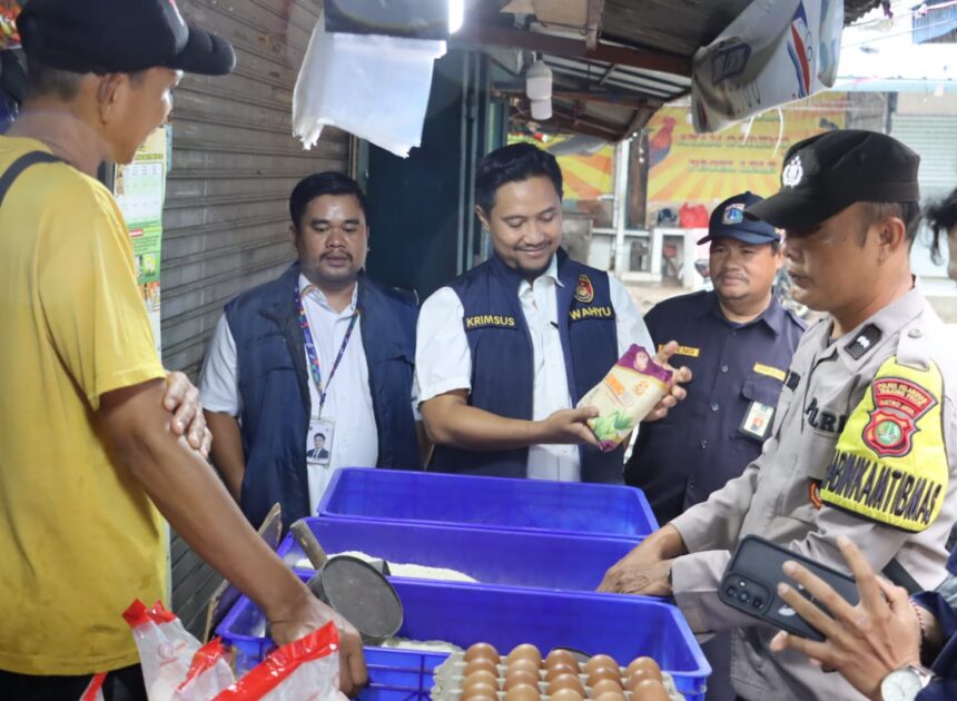 Satgas Pangan Polres Priok Cek Stok Dan Harga Bapokting Di Pasar Muara Angke