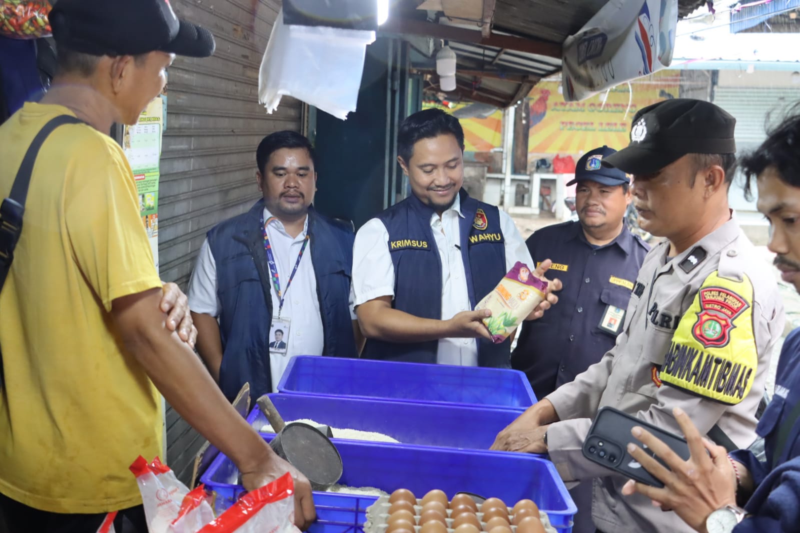 Satgas Pangan Polres Priok Cek Stok Dan Harga Bapokting Di Pasar Muara Angke
