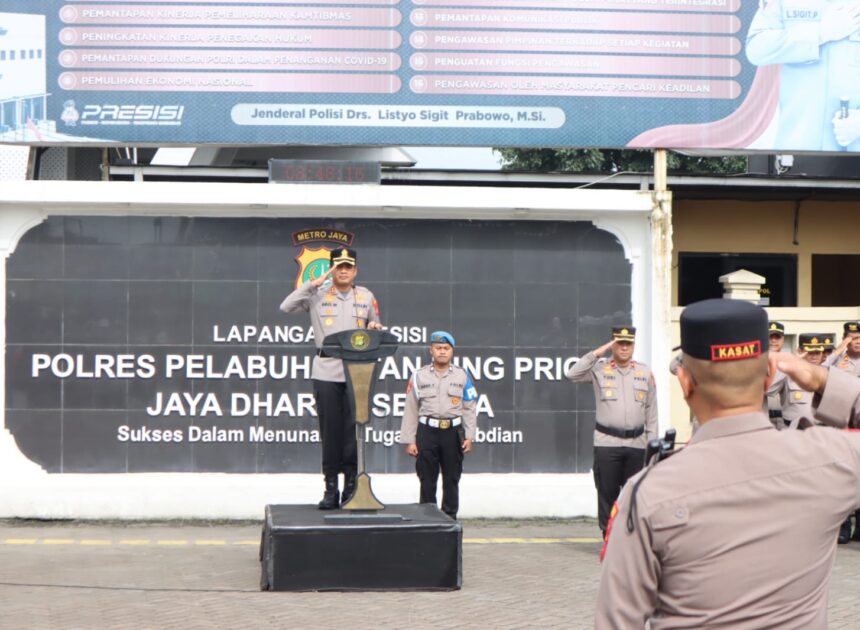 Kapolres Pelabuhan Tanjung Priok Pimpin Apel Siaga Kamtibmas Tegaskan Komitmen Jaga Keamanan Ramadhan Dan Idul Fitri
