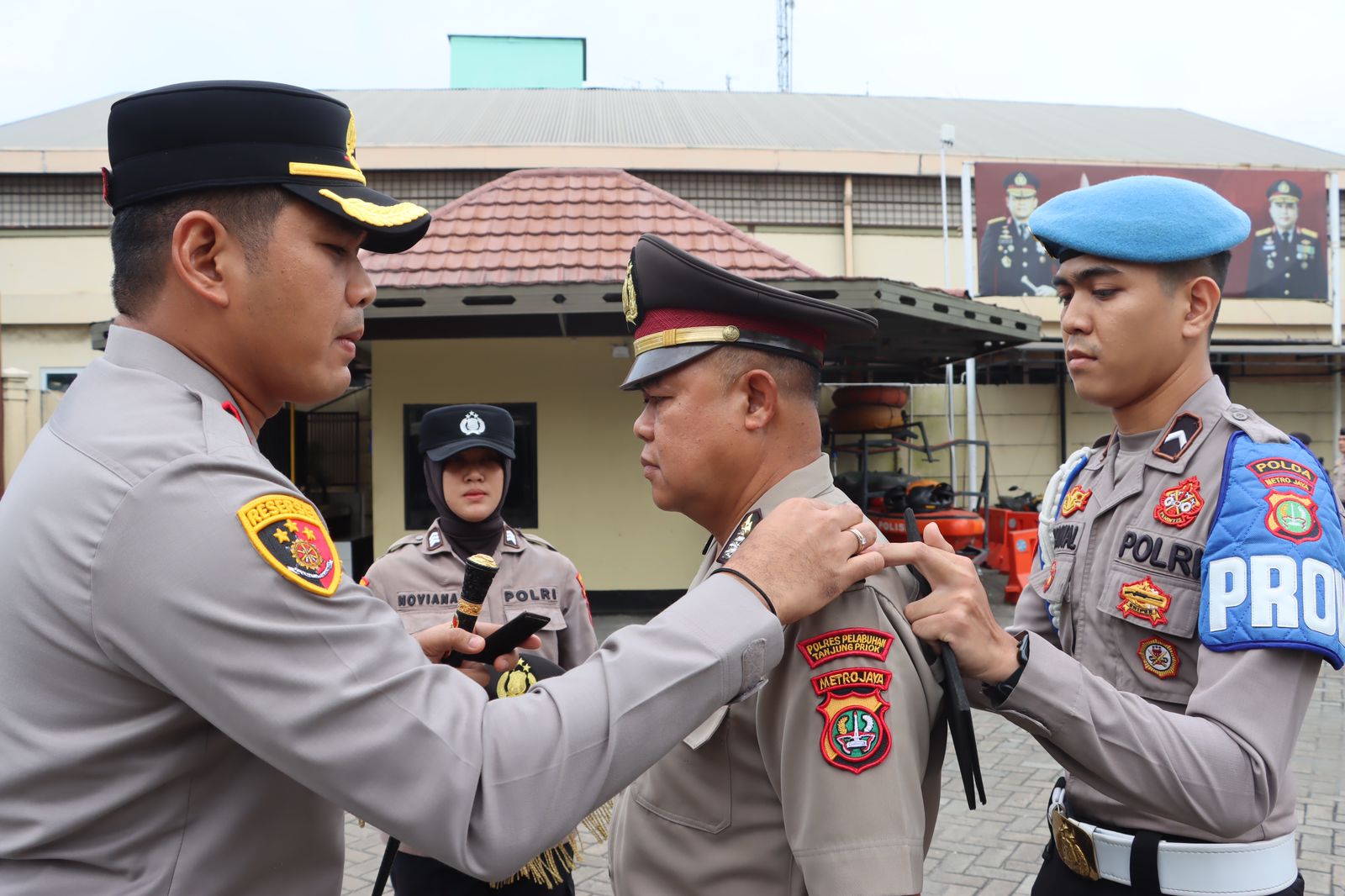 Upacara Kenaikan Pangkat Pengabdian Personel Polres Pelabuhan Tanjung Priok